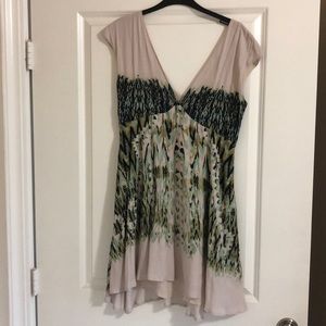 Gorgeous Free People deep v dress!